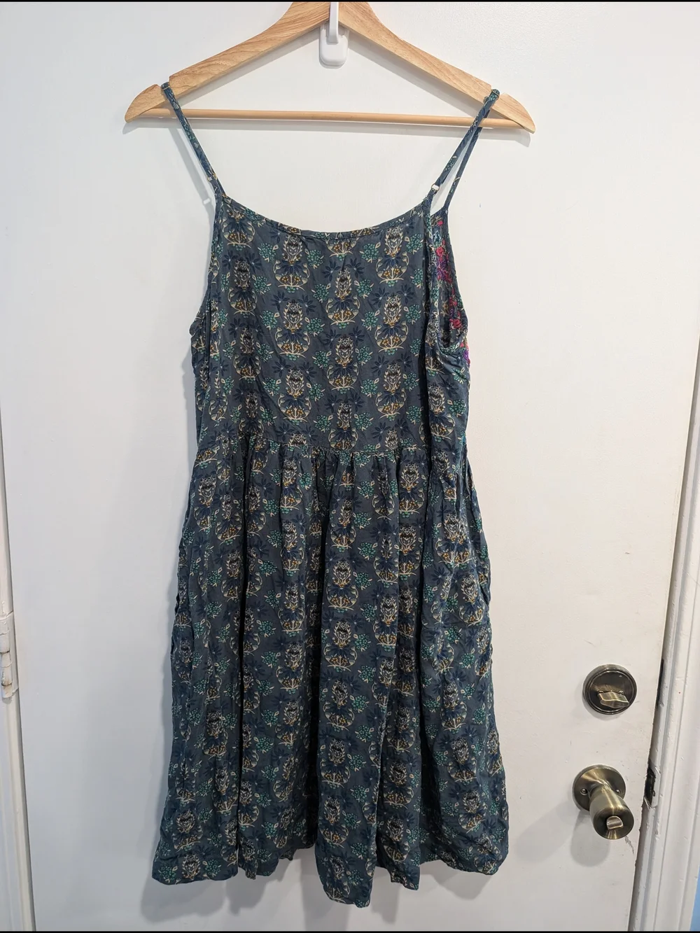 NATURAL LIFE Sara Embroidered Dress Dark Teal Medallion Size Medium Pockets - Picture 8 of 8